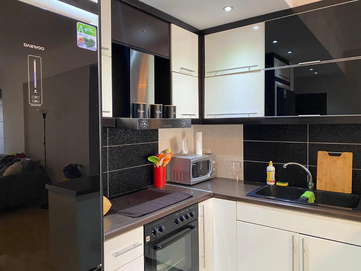 Sunny Apartament Saranda Εξωτερικό φωτογραφία