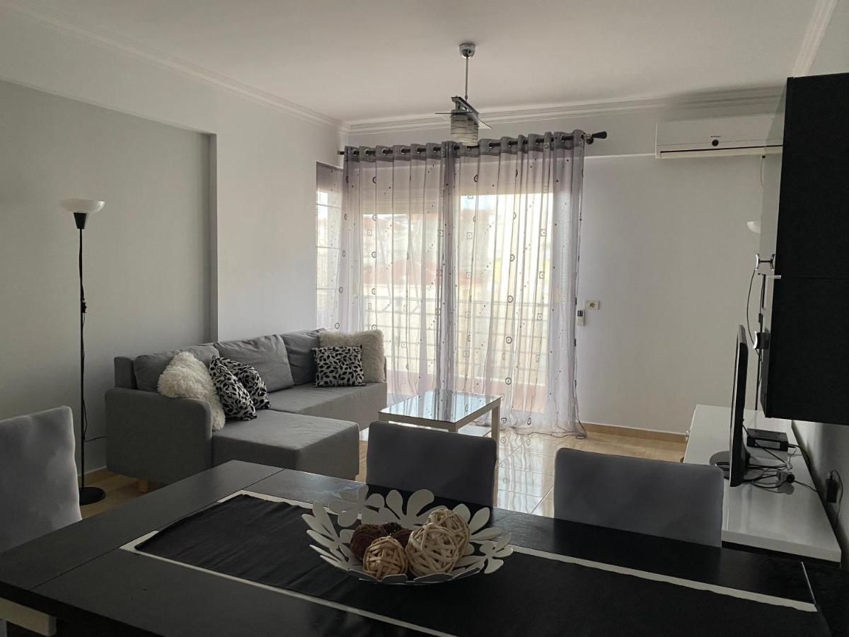 Sunny Apartament Saranda Εξωτερικό φωτογραφία